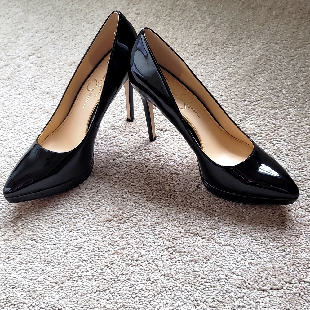 Jessica Simpson Nellah Black Patent Platform Pumps, Size 8.5M